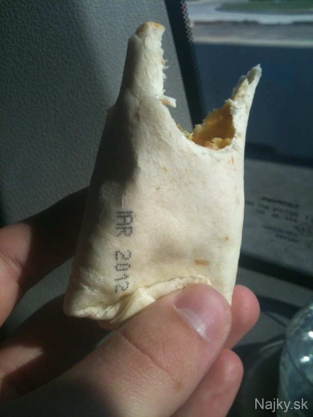 this-persons-breakfast-burrito-includes-an-expiration-date_zpsc130fcc7