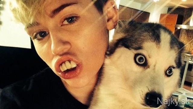 Miley-Cyrus-false-teeth
