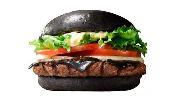 cierny hamburger (3)