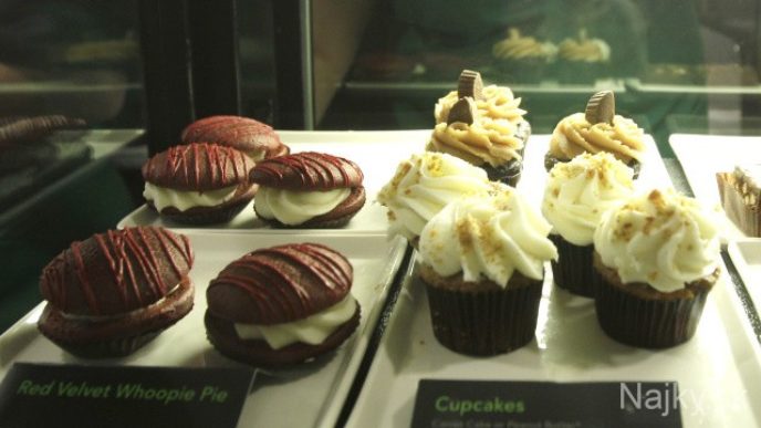 Food Dainty Desserts