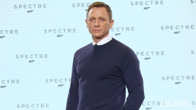 Daniel Craig