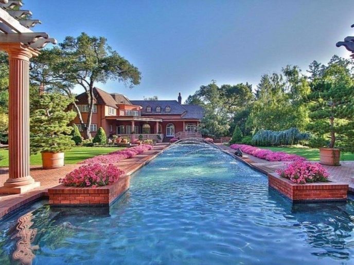 http://www.businessinsider.com/the-most-expensive-homes-for-sale-in-silicon-valley-right-now-2015-7