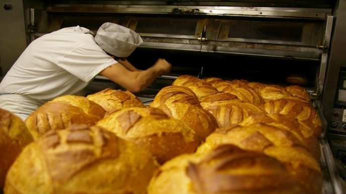 bakery-567380_640