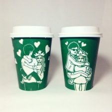 Logo zo Starbucksu trochu inak