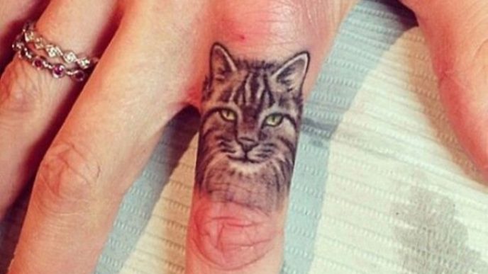 minimalistic-cat-tattoo-3__605