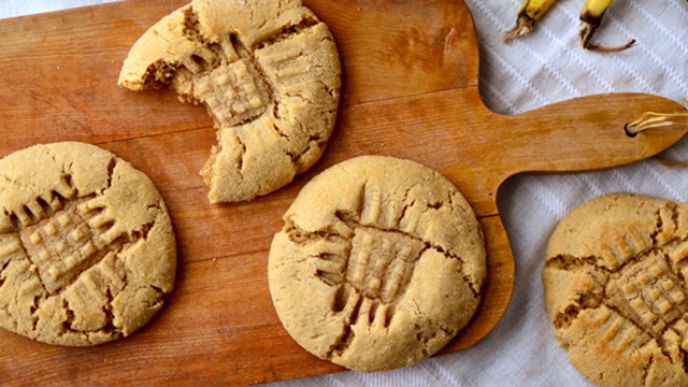 big-chewy-peanut-butter-banana-cookies4