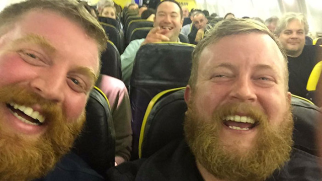 Bearded men lookalikes doppelgangers aeroplane flight neil douglas robert stirling 1.jpg
