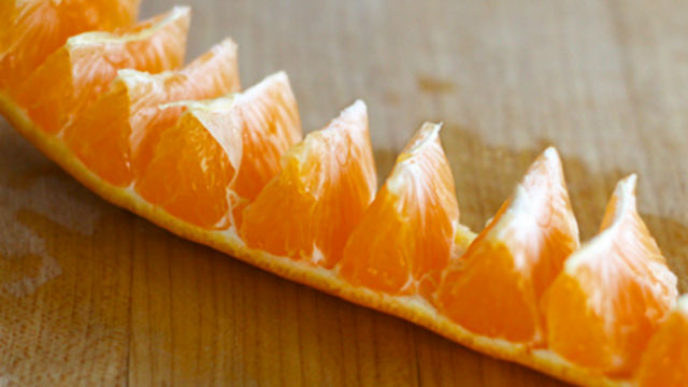 2014 02 11 how to peel an orange 1 680x324.jpg