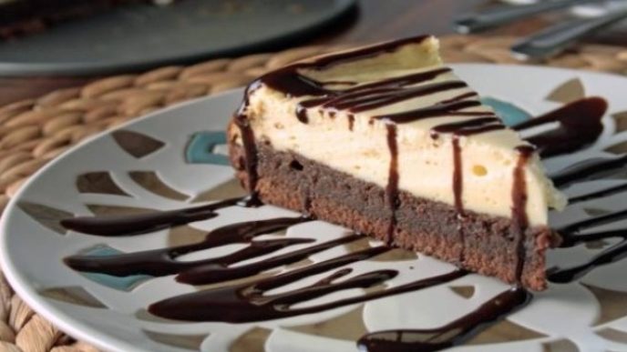 Brownie_cheesecake3 688x387_perfectphoto.cz_2017 06 21 10 51 22.jpg