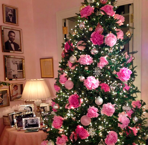 Floral christmas tree decorating ideas 27__605.jpg