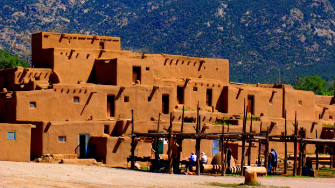 Taos_pueblo2.jpg