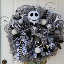 Halloween wreaths 3 57dbb4a4d0187__700.jpg