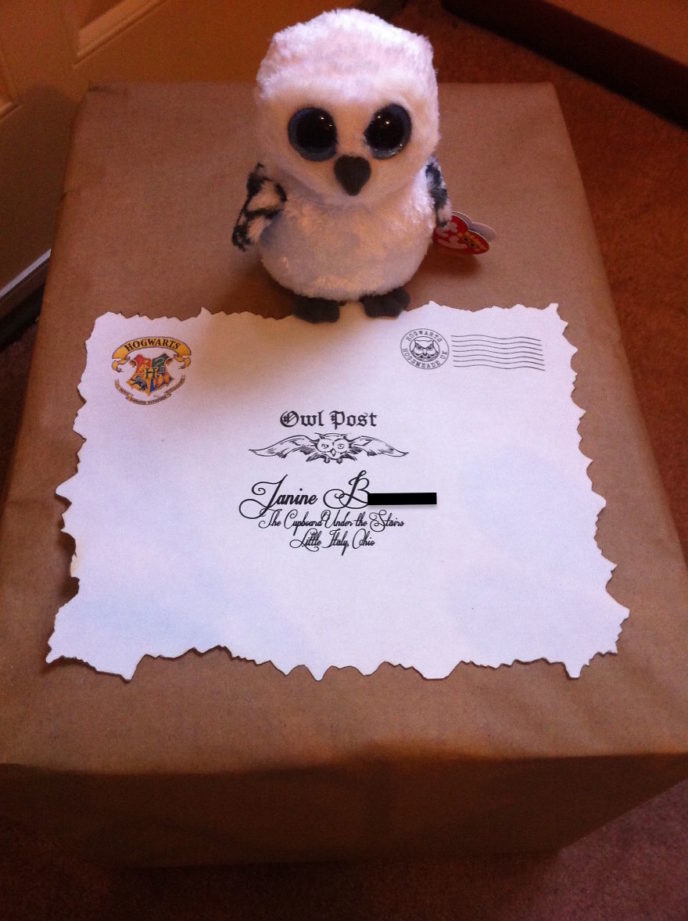 http://www.boredpanda.com/i-made-my-wife-a-pensieve-from-harry-potter-for-her-wedding-gift/