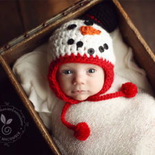 Newborn babies christmas photoshoot knit crochet outfits 42 584eb7d3c3119__880.jpg
