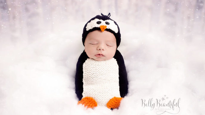 Newborn babies christmas photoshoot knit crochet outfits 84 584ec6e4f225d__880.jpg