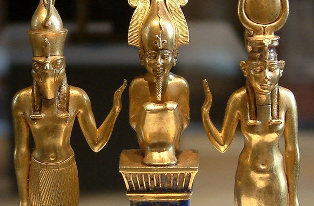 https://en.wikipedia.org/wiki/Osiris#/media/File:Egypte_louvre_066.jpg