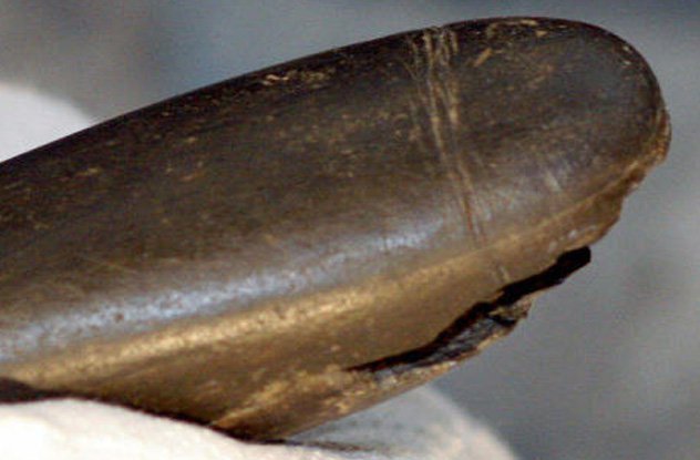 http://www.huffingtonpost.co.uk/2015/01/19/stone-penis-28000-years-old_n_6499780.html