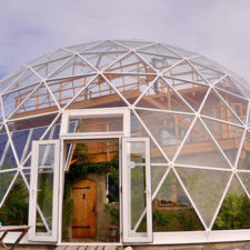 Solar geodesic dome solardome norway 16.jpg