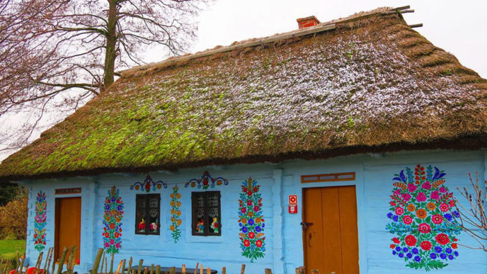 Polish village floral paintings zalipie33 5892f4afb6d94__880.jpg