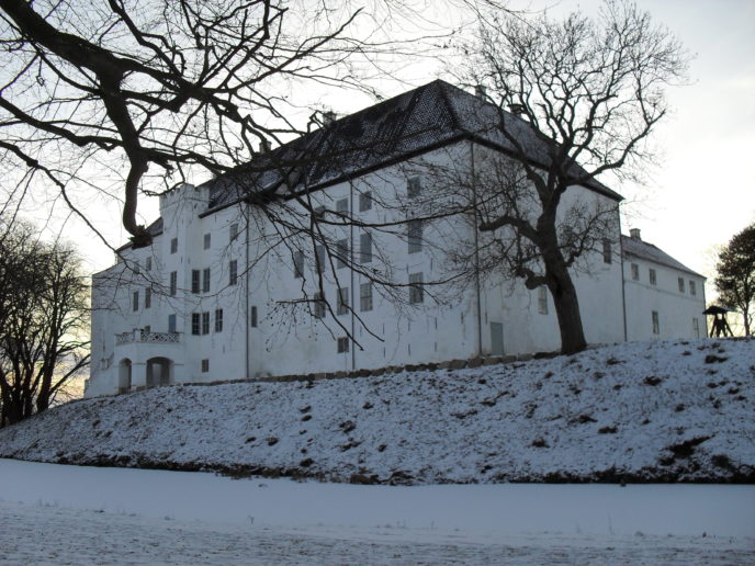 Dragsholm castle.jpg