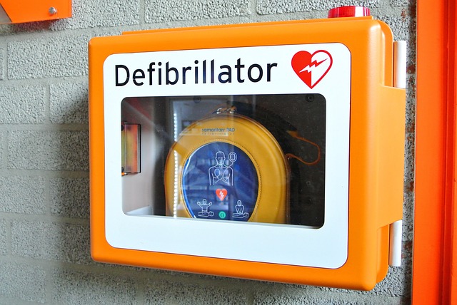 Defibrillator pixabay.jpg