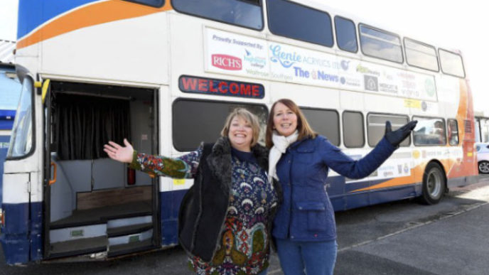 Double decker bus homeless shelter 21 5a1c2548ca06a__700.jpg