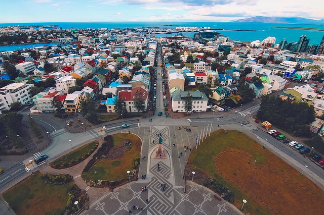 Iceland island pixabay 2 1.jpg