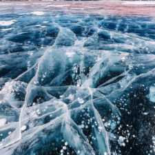 I walked on frozen baikal the deepest and oldest lake on earth to capture its otherworldly beauty again 5abcb4583ea77__880.jpg