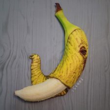 Artist turns bananas into true works of art and the result is incredible 5ac1d4fcb6d18__700.jpg