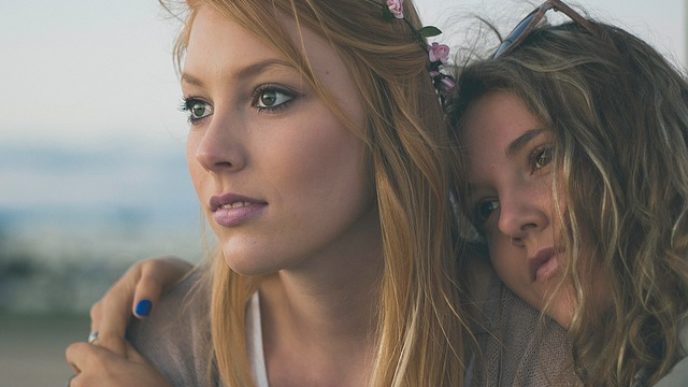 Sestry surodenci pixabay 10.jpg