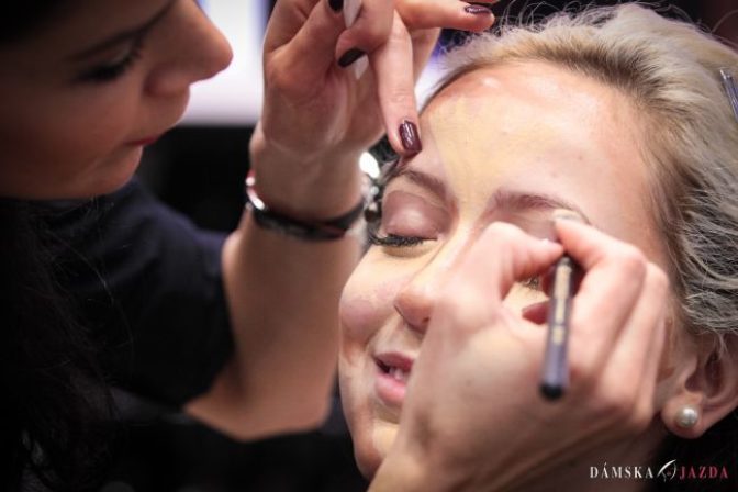 Hviezdna Premena: Dominika Mirgová - Make up Studio