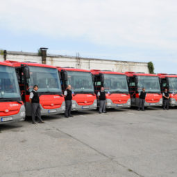 NITRA: Slávnostné odovzdávanie nových autobusov