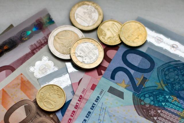 eurobankovky, peniaze