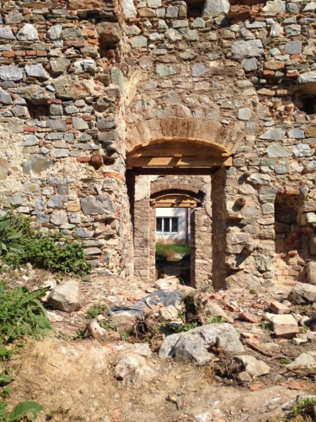 rekonštrukcia vstupov do kláštora