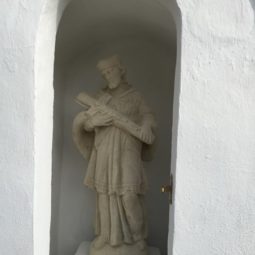 socha Jana Nepomuckého