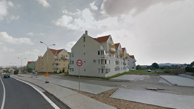 Bytove domy golianova dolnocermanska maps.google.sk_.jpg