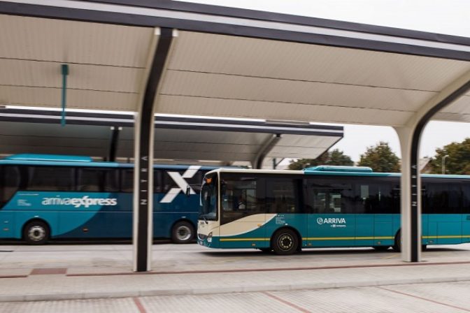 Arriva nitra autobus prazdniny premavka.jpg