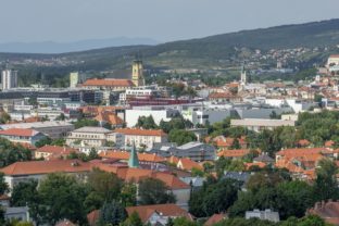 Priskum mesto nitra obyvatelia bývanie byty domy