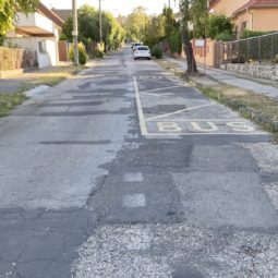 Nitrianska ulica cesty rozbite opravy 4.jpg