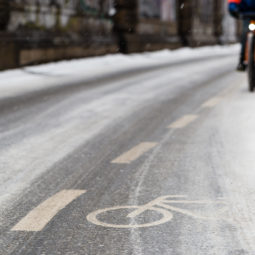 Bicykel cyklocesta doprava zima