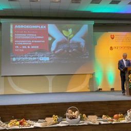 Agrokomplex vystava medzinarodna polnohospodarstvo otvorenie 2023 riditel jozef pavle 1.jpg