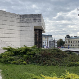 Divadlo andreja bagara nitra fasada rekontrukcia.jpg