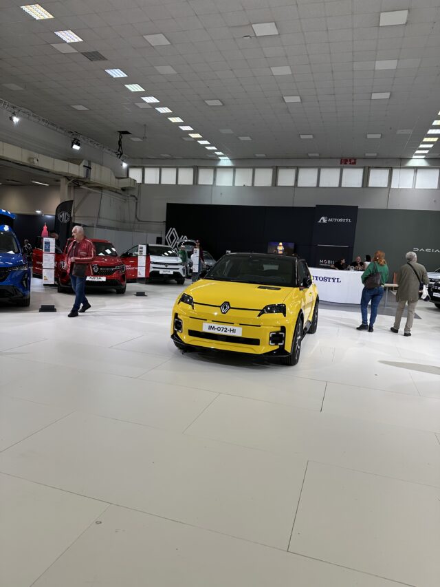 Agrokomplex vystava autosalon autoshow nitra 2.jpg