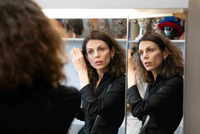 Frederika_csekeiova_objim_ma 2 1068x713 1.jpg