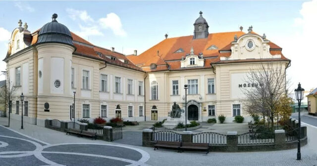Komarno.jpg