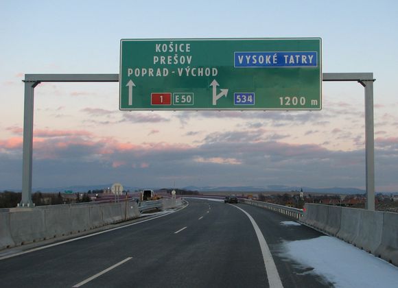 Počiatek chce diaľnicu z Bratislavy do Košíc v roku 2018