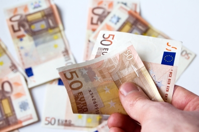 Počet zadržaných falzifikátov eurobankoviek vlani vzrástol