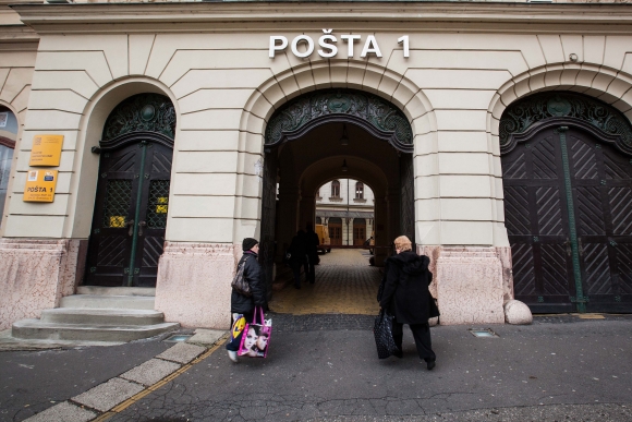 Slovenská pošta predĺži pre dane 31. marca úradné hodiny