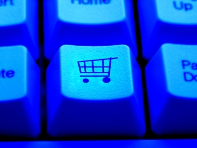 Slováci nakupujú cez internet menej ako Česi