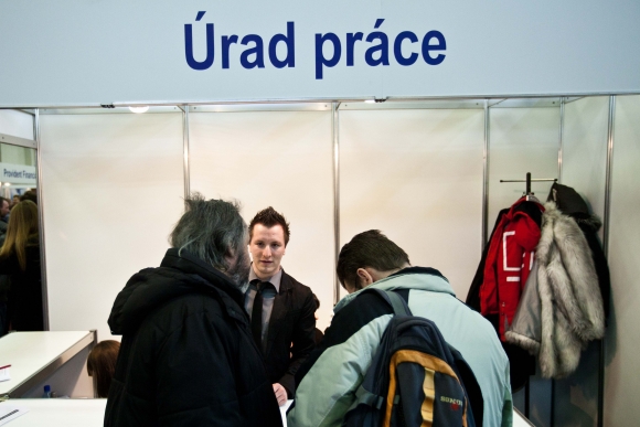 Nezamestnanosť na Slovensku v prvom štvrťroku klesla
